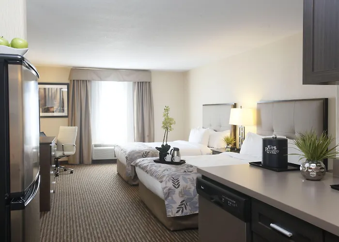 Pomeroy Inn & Suites At Olds College